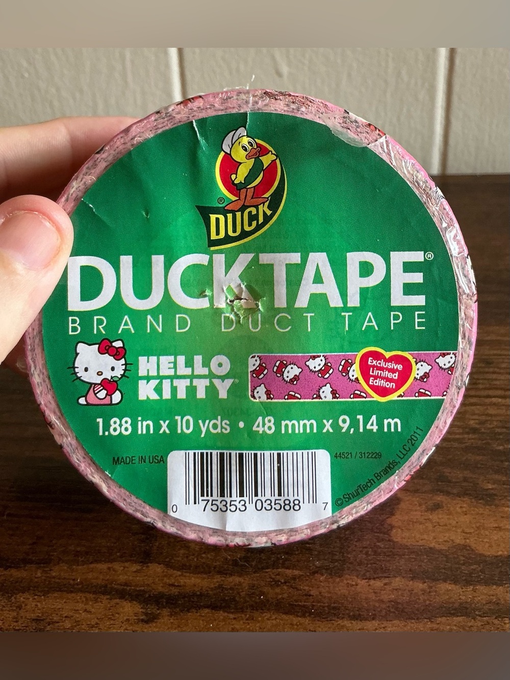 HTF 2011 Hello Kitty Duck Brand Duct Tape Limited Edition Full Roll Open Wrap